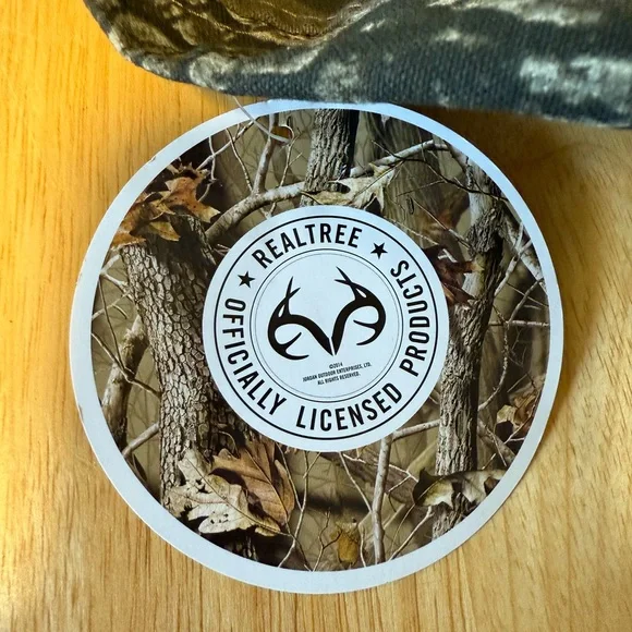 Realtree camo hat - Picture 3 of 3